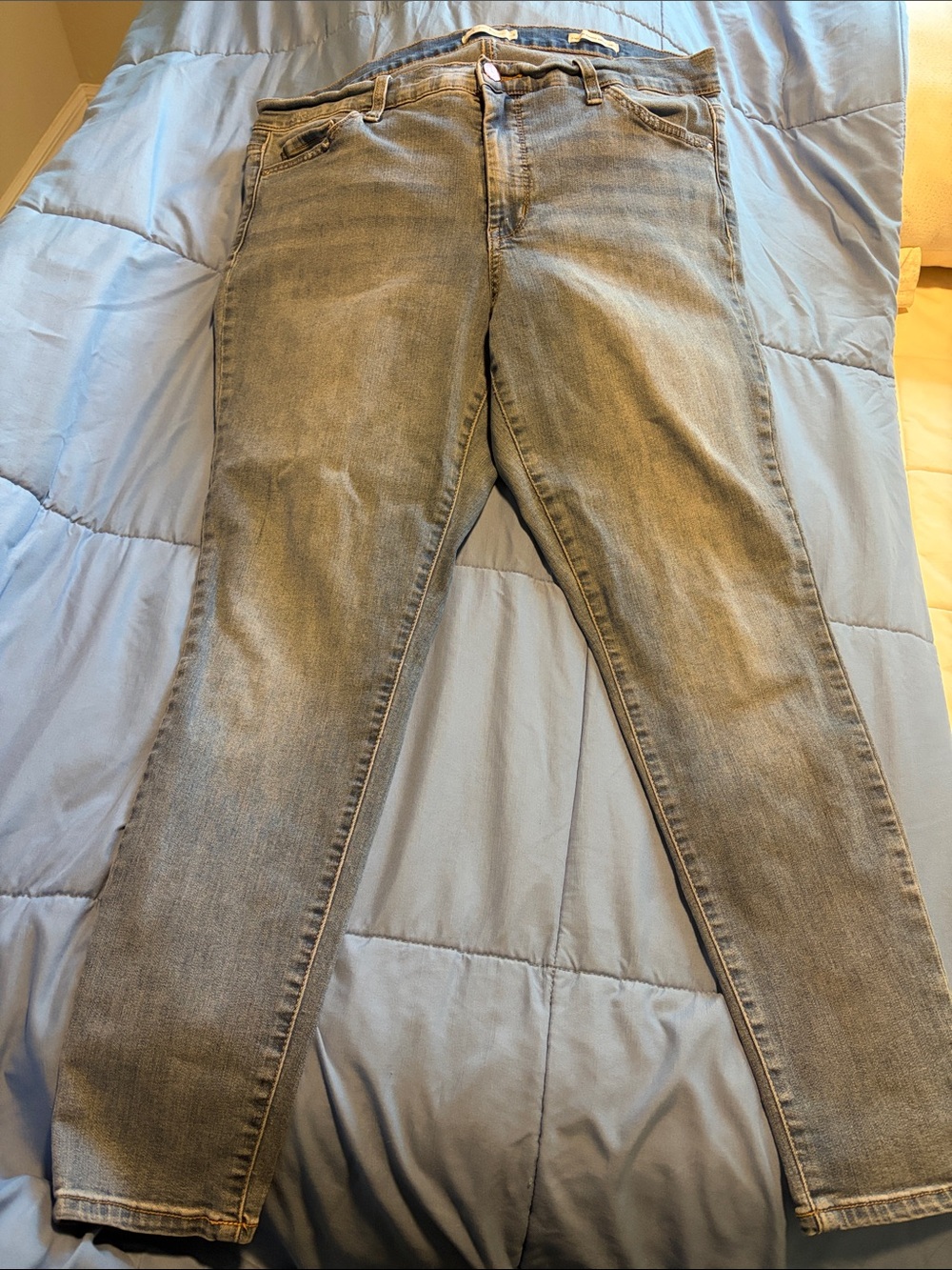Jessica Simpson Women's Skinny Jeans in Light Blue Wash